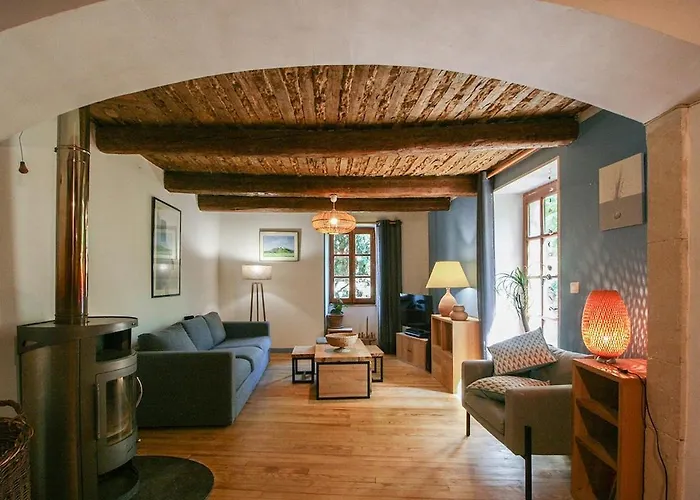 Vakantiehuis Tres Belle Maison Calme Et Authentique A
